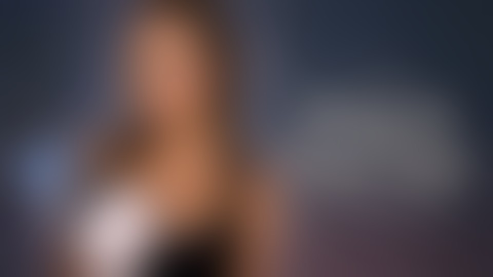 A blurry peek at ASMR Deep Ear Cleaning