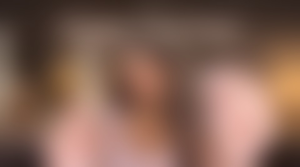 A blurry peek at ASMR Girlfriend Picks at Your Face