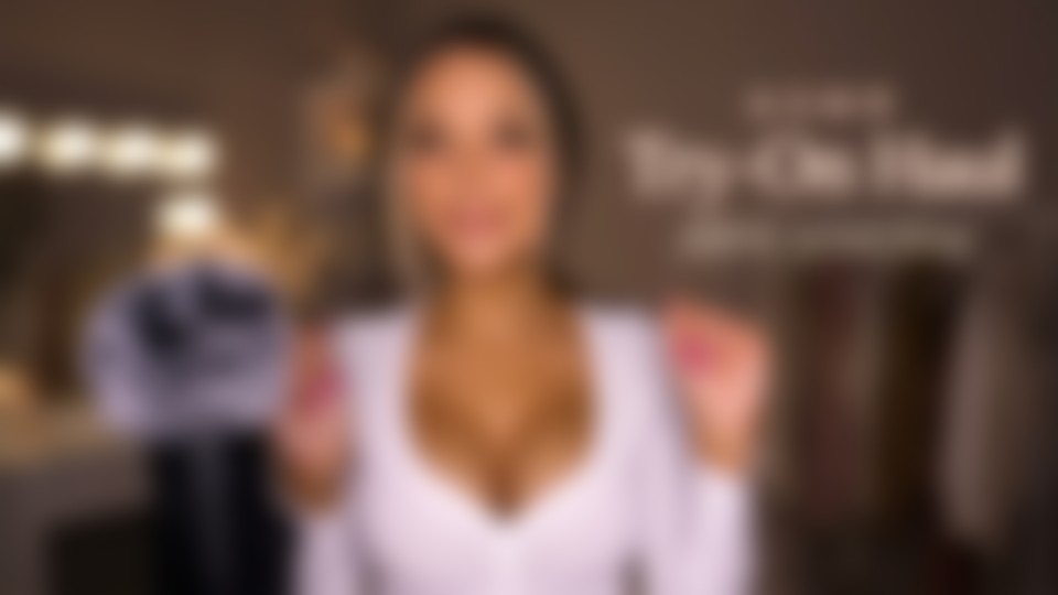 A blurry peek at ASMR Try-On Haul